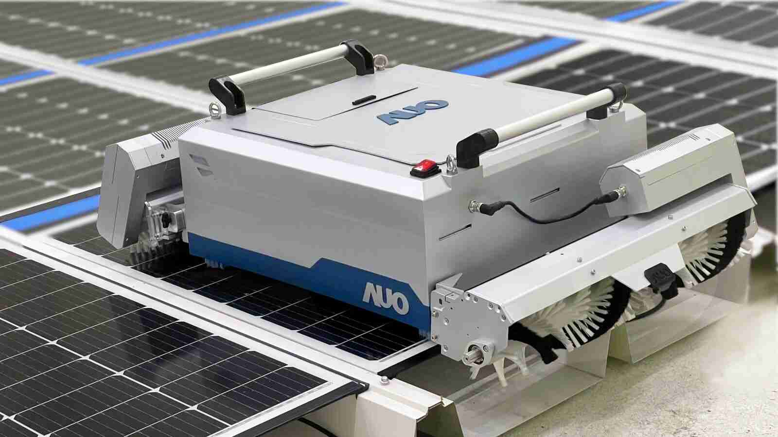 EBpay致力EPC场域技术升级，，导入清洁机器人搭配传感器与AI数据分析，，大幅减少维运成本