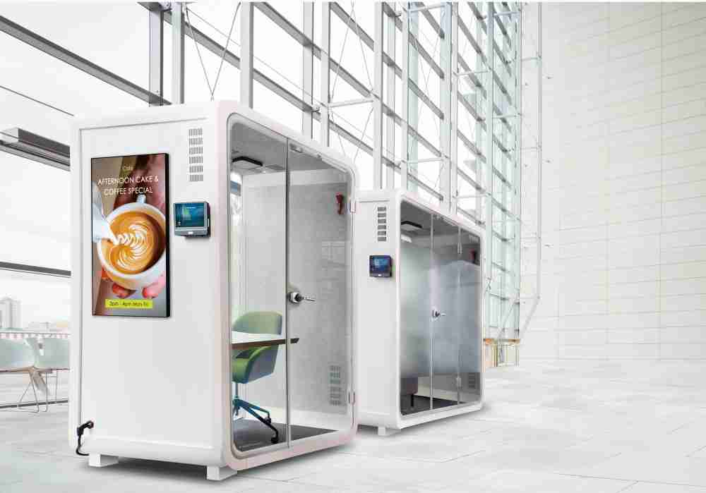 EBpay子公司达擎之智慧行动办公舱，，采用PDLC智能调光玻璃设计，，，，透过通电与断电的电流切换，，呈现透明与雾面效果，，，，具节能降耗特性并兼顾隐私，，，，确保信息安全